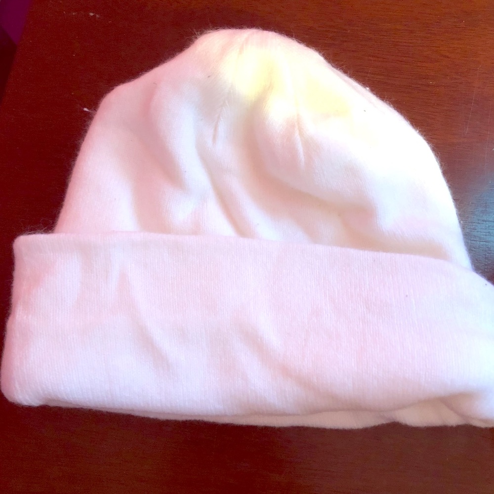 White winter hat